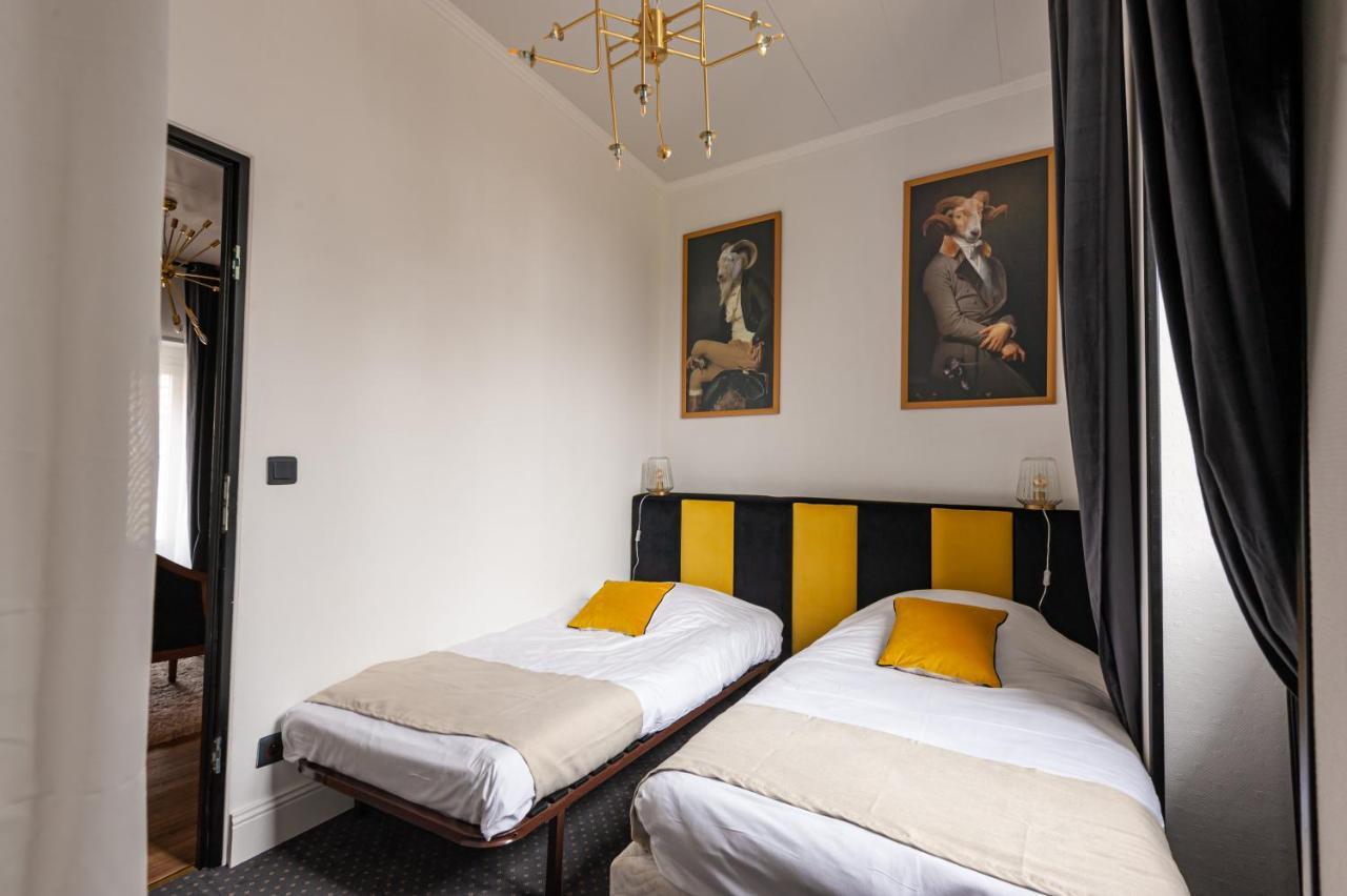 Chateau Des Ayes - Chambres & Suites Saint-Etienne-de-Saint-Geoirs Ngoại thất bức ảnh