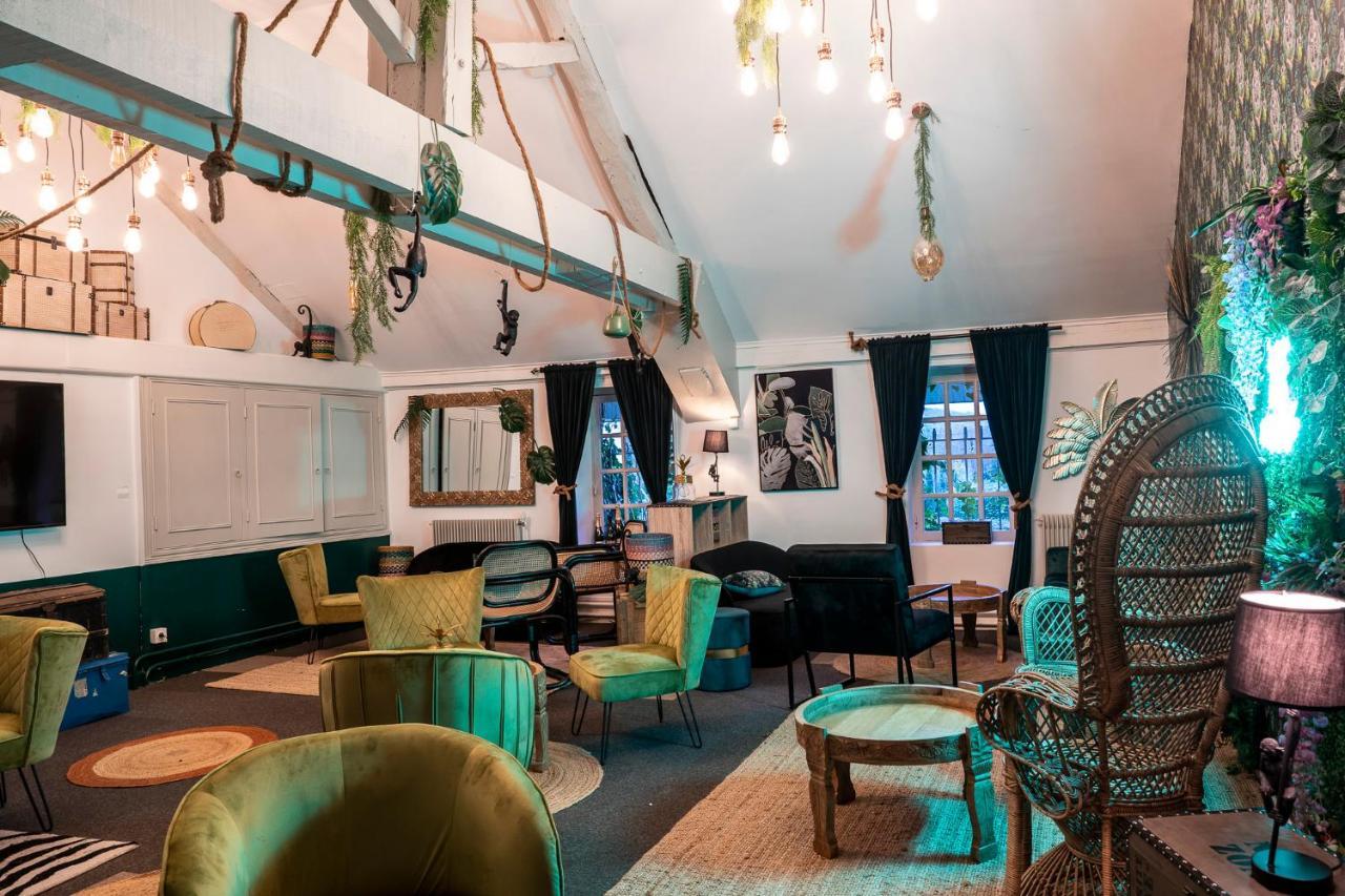Chateau Des Ayes - Chambres & Suites Saint-Etienne-de-Saint-Geoirs Ngoại thất bức ảnh